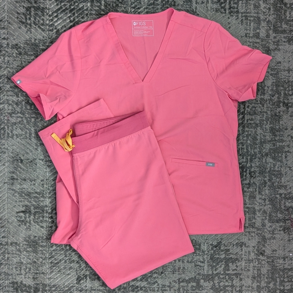 FIGS Pink Scrub Set Casma Top XXL + Livingston High Waisted Pants XL